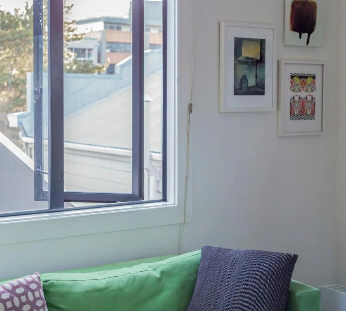 The Art Stable Apartment Wellington